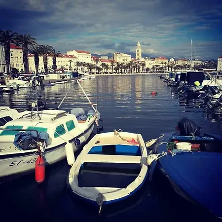 Lada Apartman Split